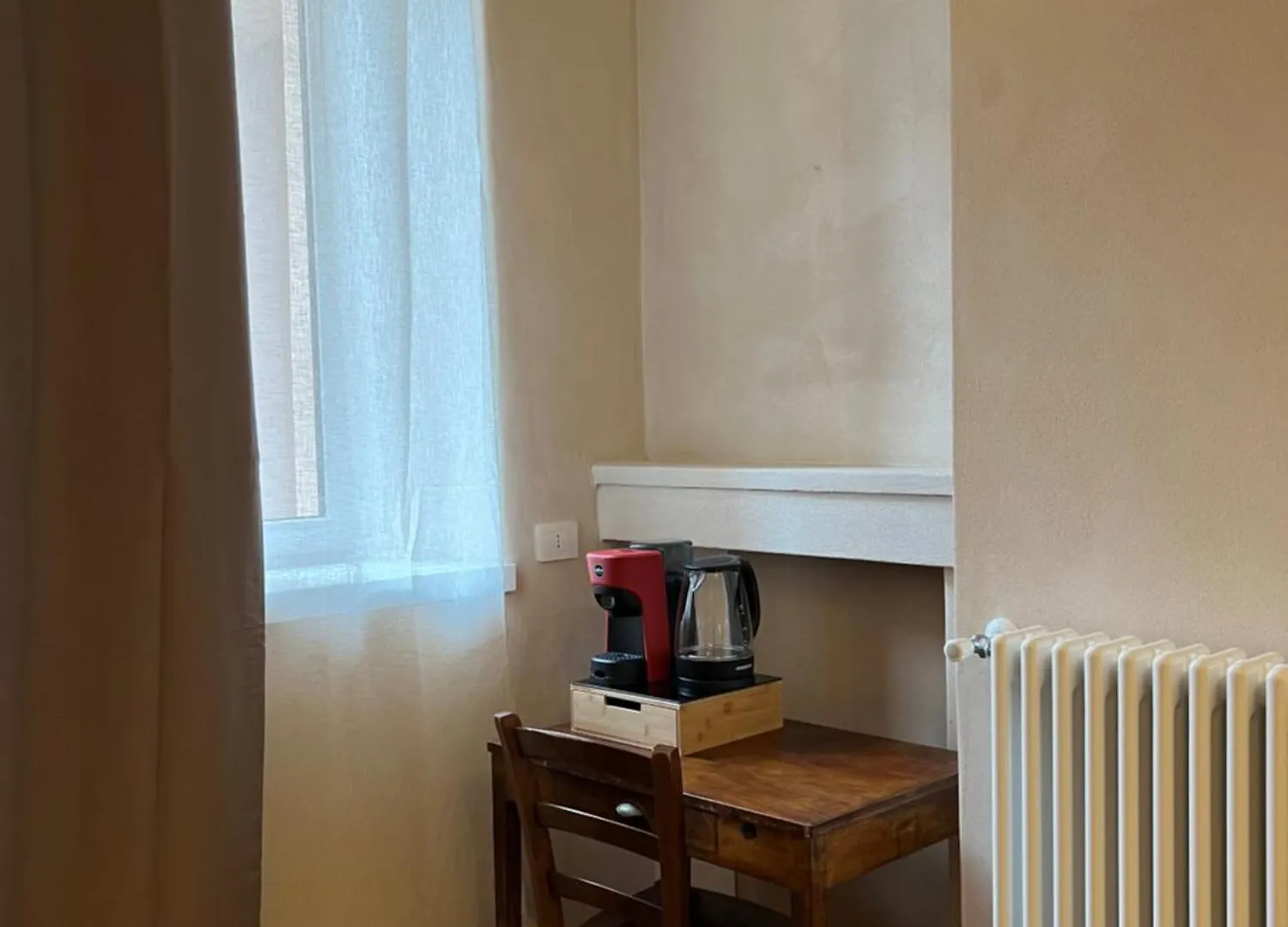 Osteria Al Cantonaccio Rooms Brusimpiano Bed & Breakfast