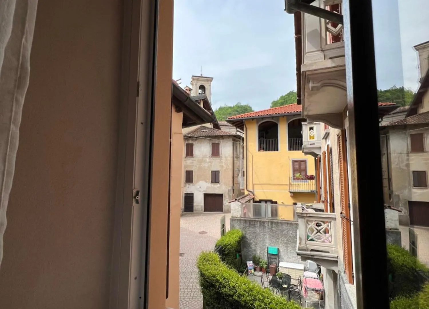 Osteria Al Cantonaccio Rooms Brusimpiano Italy
